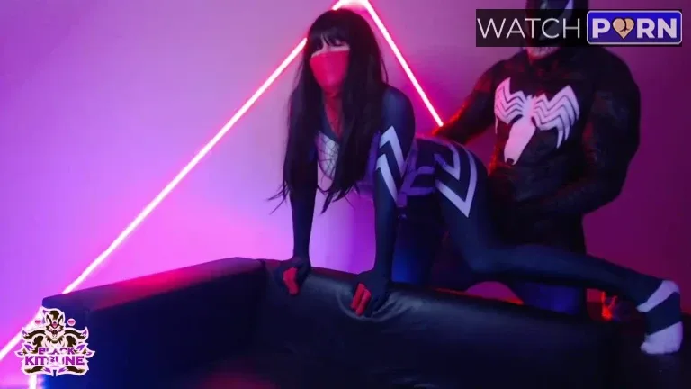 black kitsune silk vs venom hard fuck cumshots 1 jpg