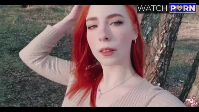mollyredwolf i piss in the park 1 jpg