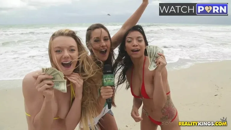 zaya cassidy and dylan daniels shake something moneytalks jpg