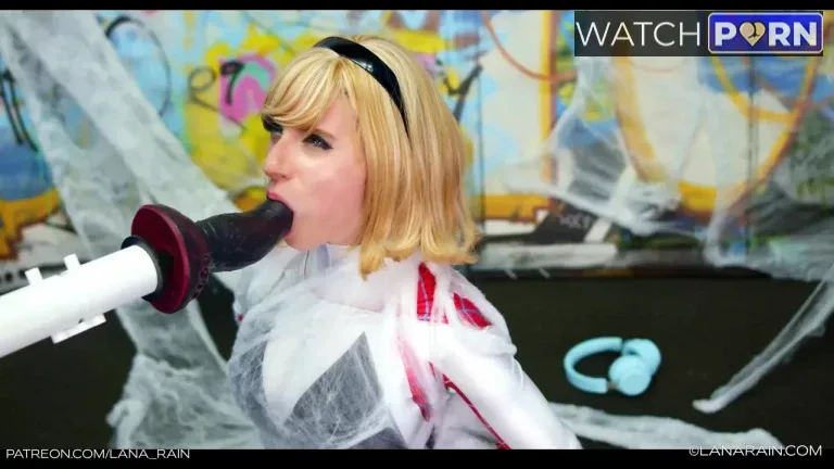 lana rain spider gwen vs venom jpg
